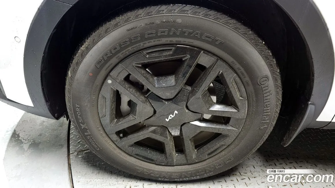 Kia Sorento — фото 7