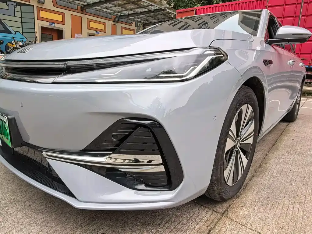 Geely 银河A7 EM — фото 9