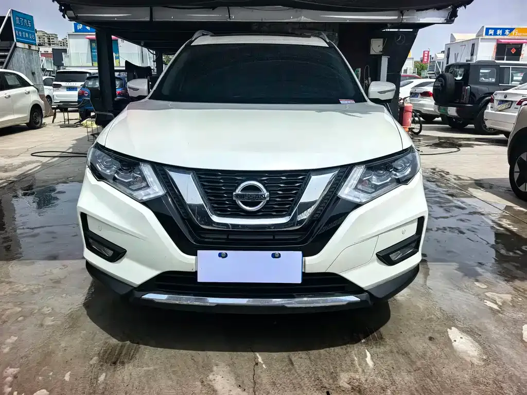 Nissan X-Trail — фото 4