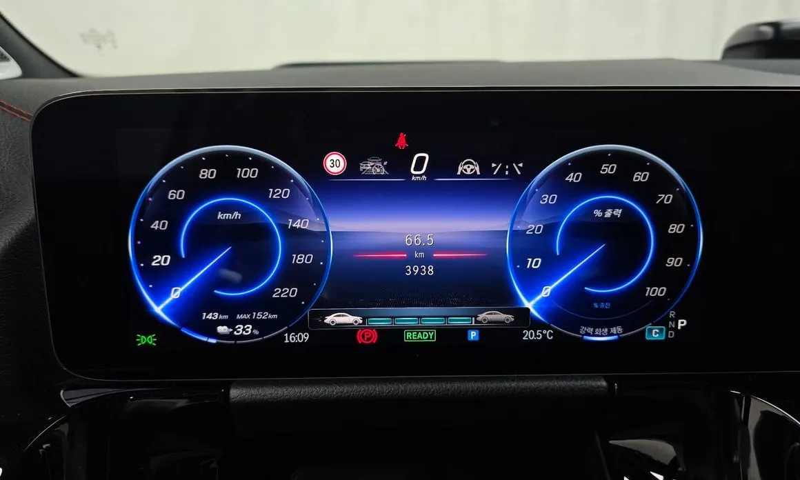 Mercedes-Benz EQA — фото 2