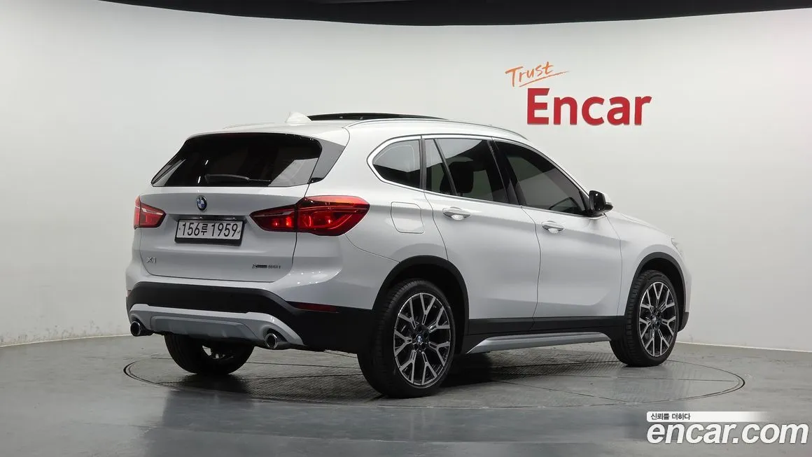 BMW X1 — фото 4