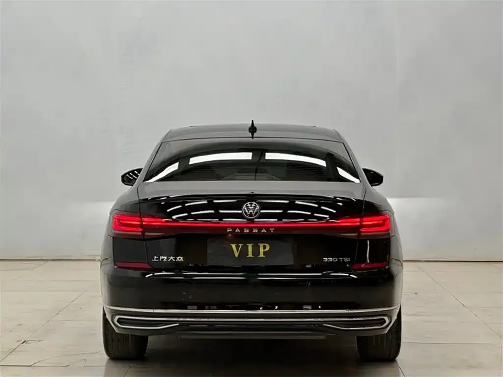 Volkswagen Passat — фото 3