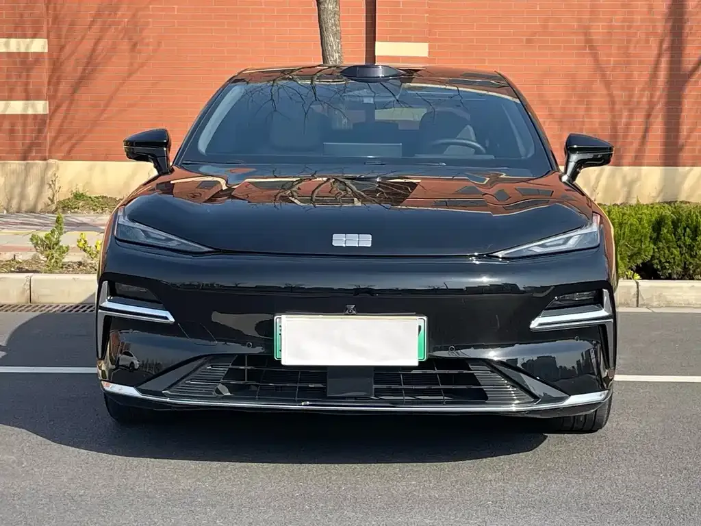 Geely Galaxy Xingyao 8 — фото 10