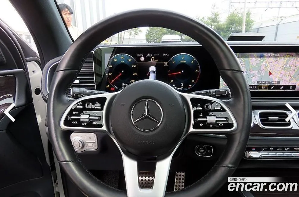 Mercedes-Benz GLE-Class — фото 10