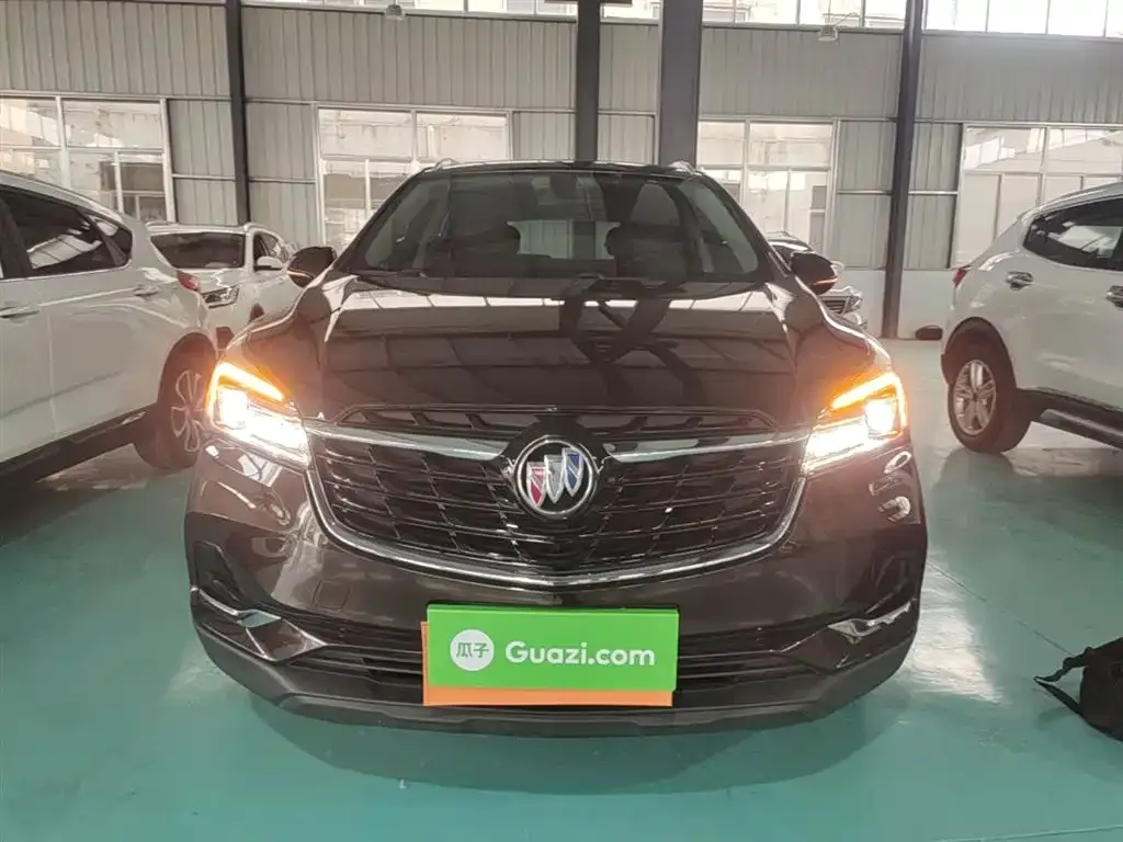 Buick Envision Plus — фото 2