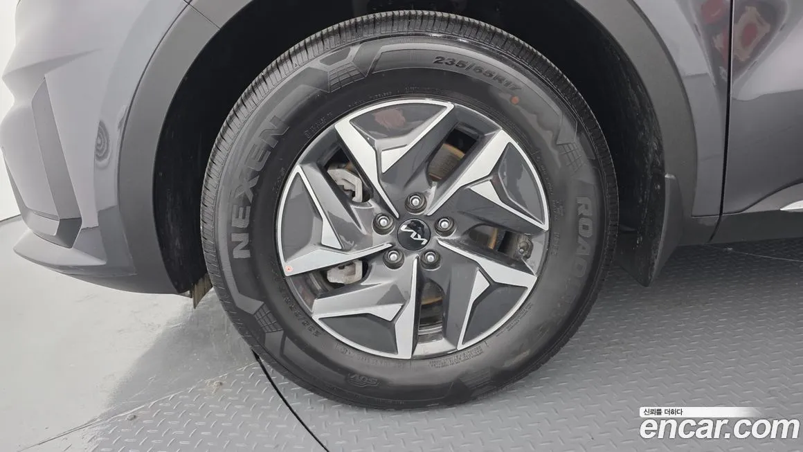 Kia Sorento — фото 10