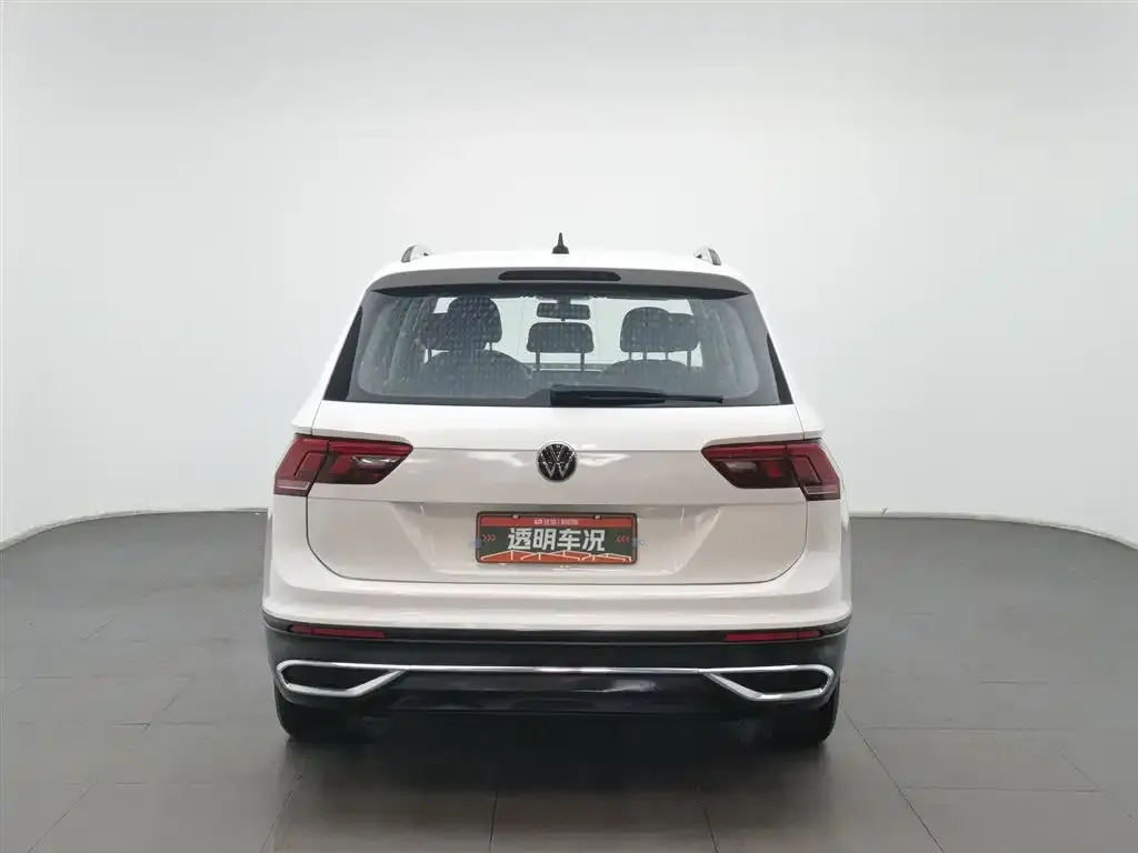 Volkswagen Tiguan L — фото 5