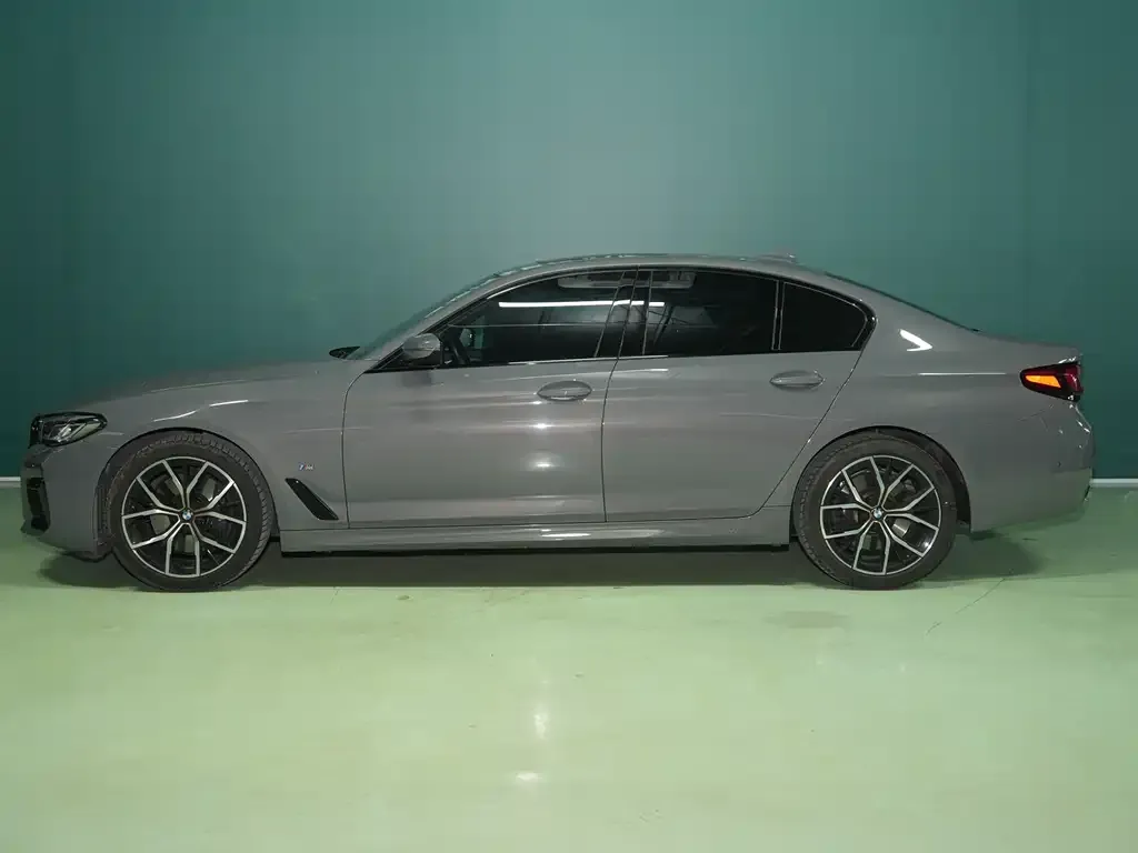 BMW 5 Series (Import) — фото 5