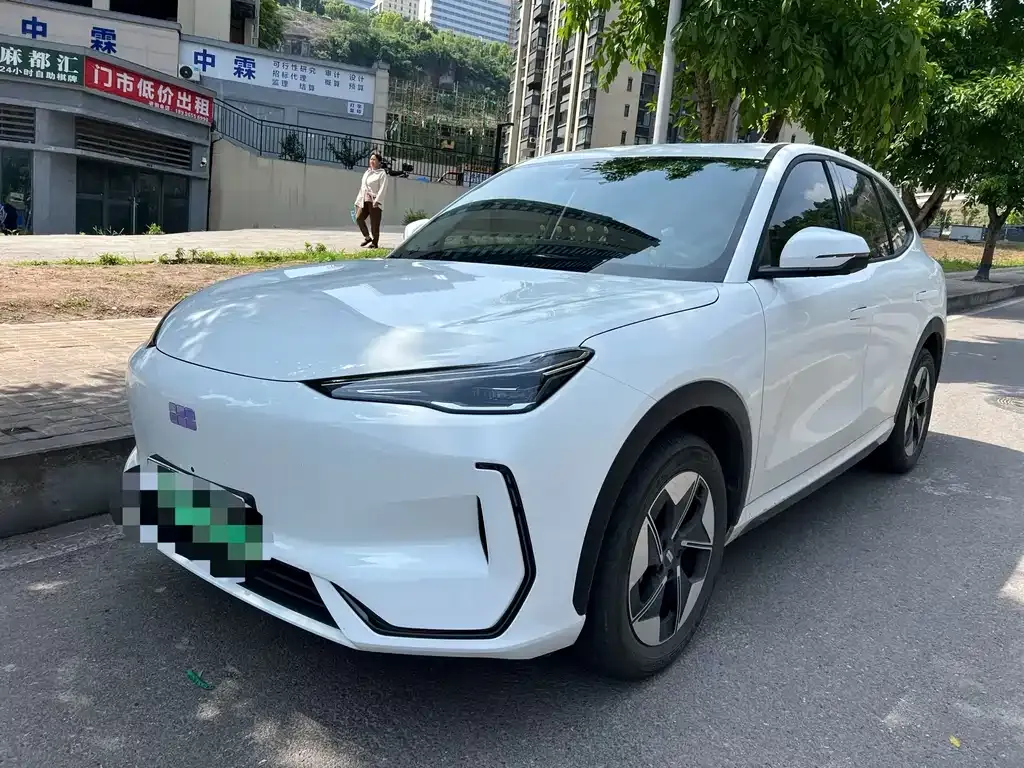 Geely Galaxy E5 — фото 1