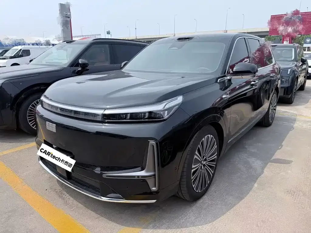 Geely Galaxy M9 — фото 1