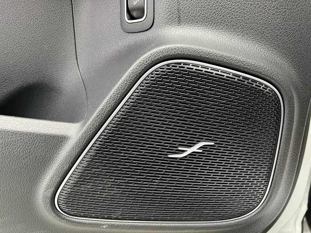 Mercedes-Benz GLA AMG — фото 9