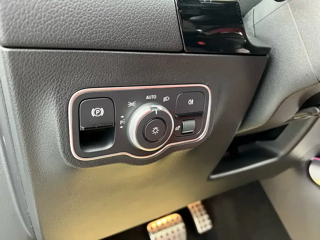 Mercedes-Benz GLA AMG — фото 4