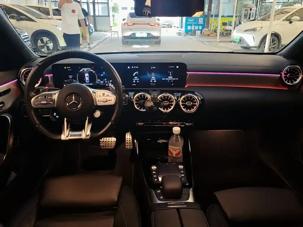 Mercedes-Benz CLA AMG — фото 6