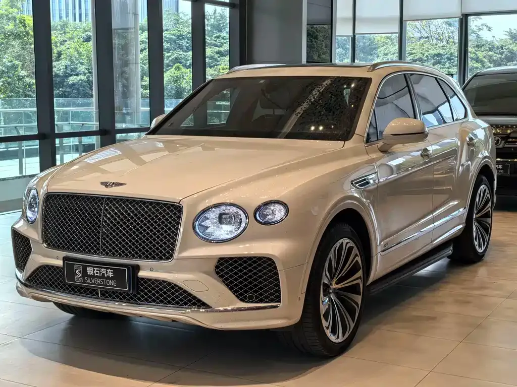 Bentley Bentayga — фото 1