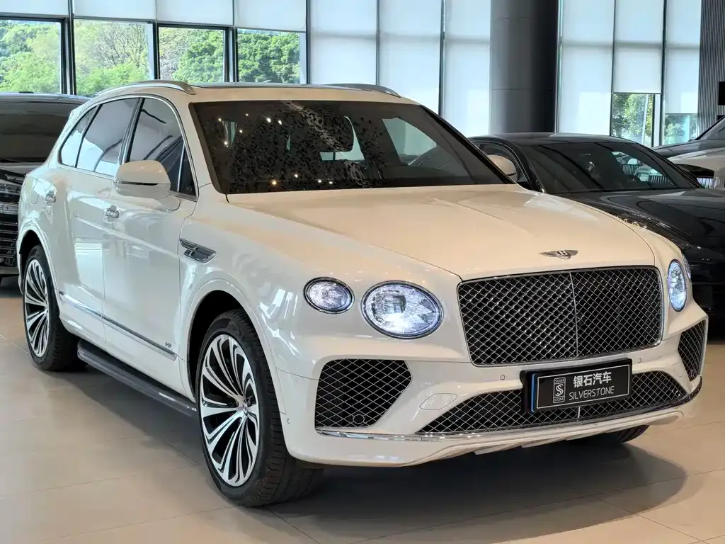 Bentley Bentayga — фото 2