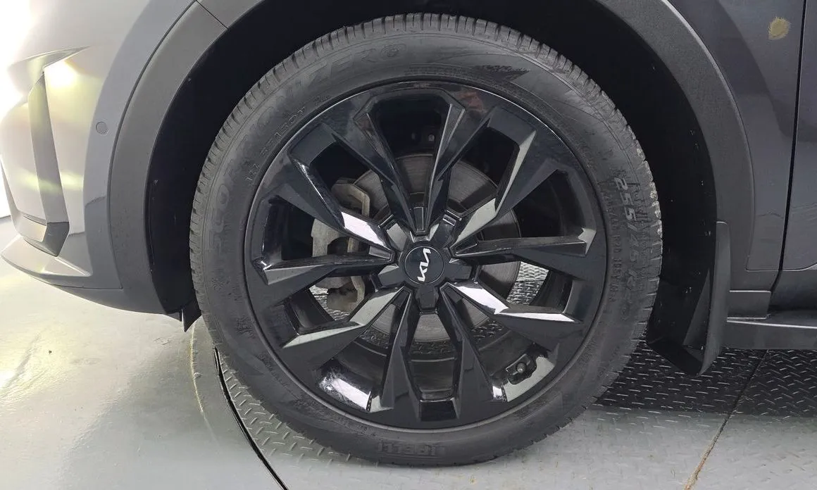 Kia Sorento — фото 6