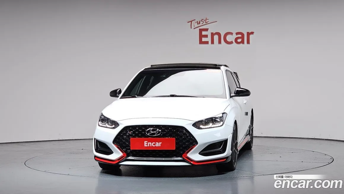 Hyundai Veloster — фото 2