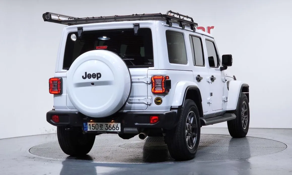 Jeep Wrangler — фото 5