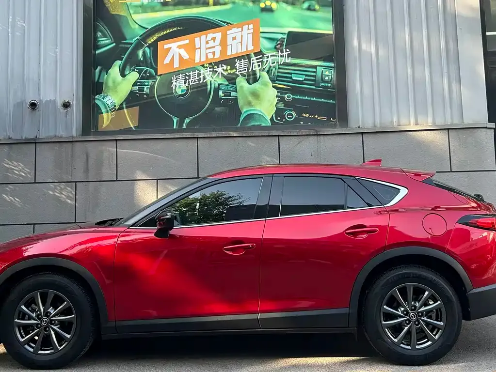 Mazda CX-4 — фото 4