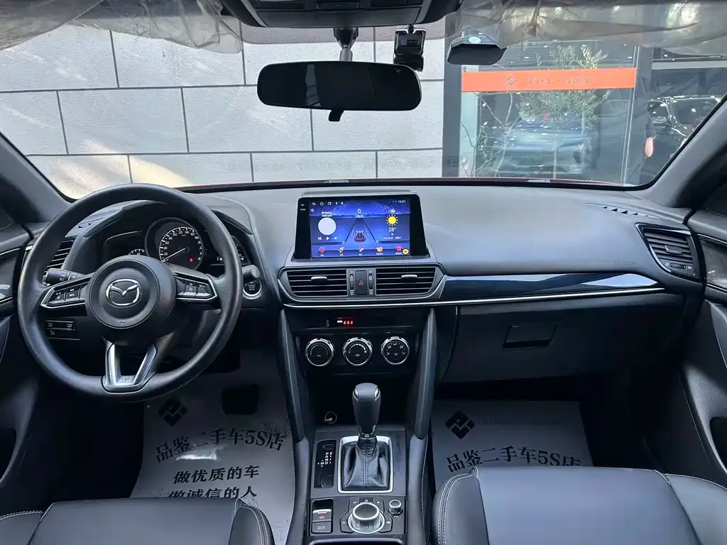 Mazda CX-4 — фото 3