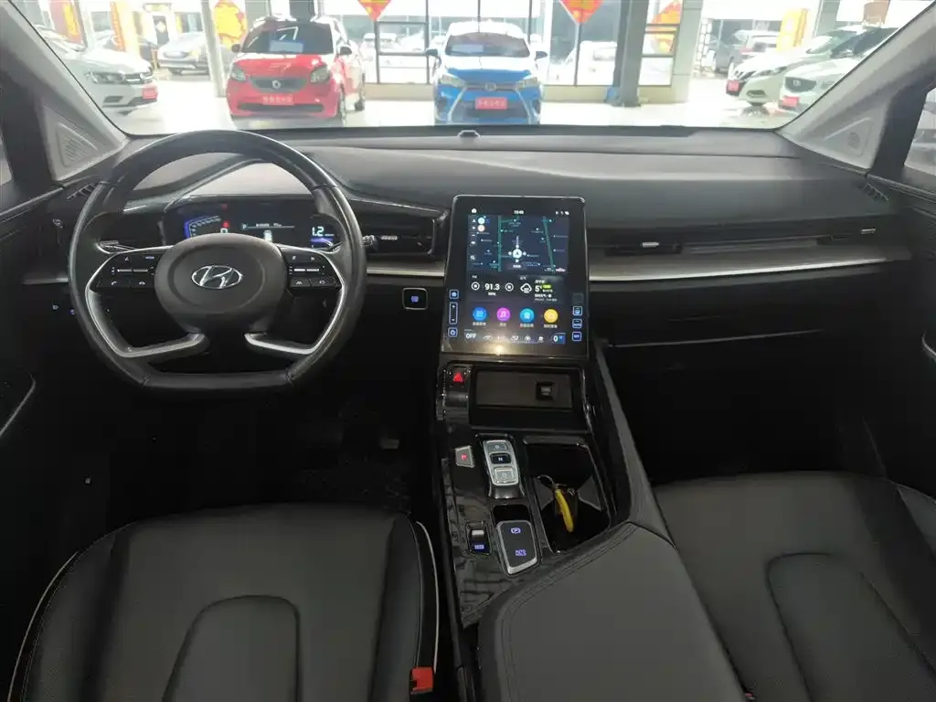Hyundai Custo — фото 3