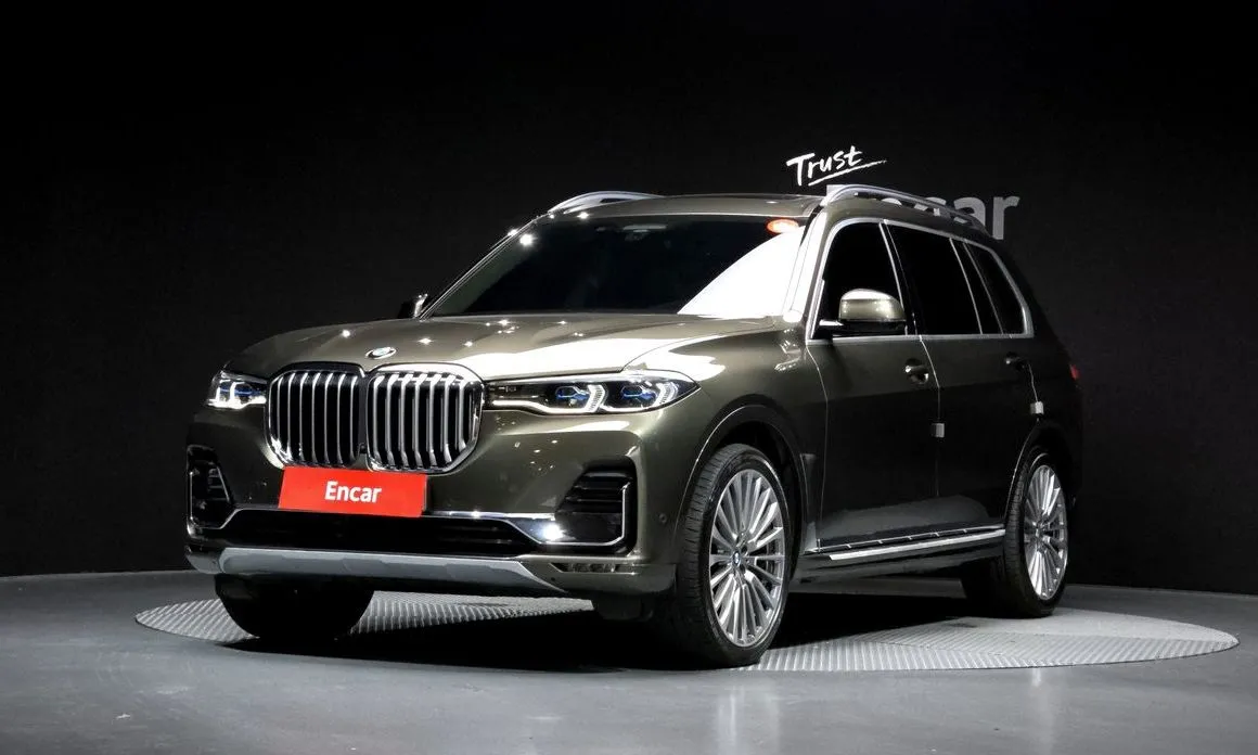 BMW X7 — фото 1