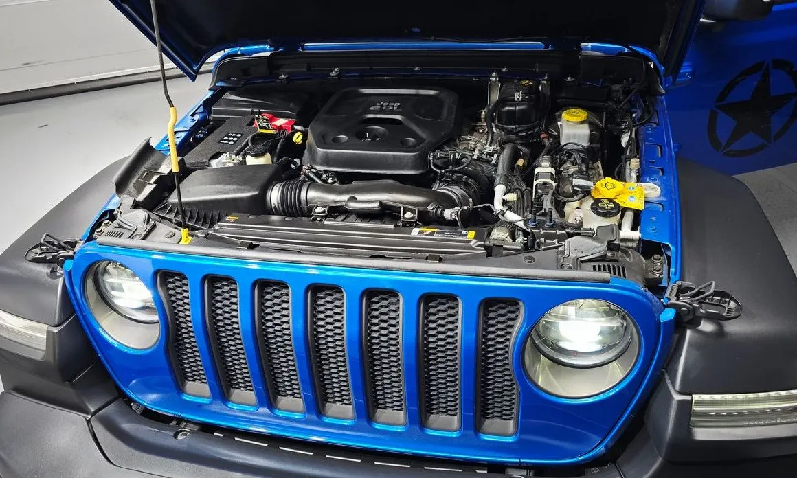 Jeep Wrangler — фото 6
