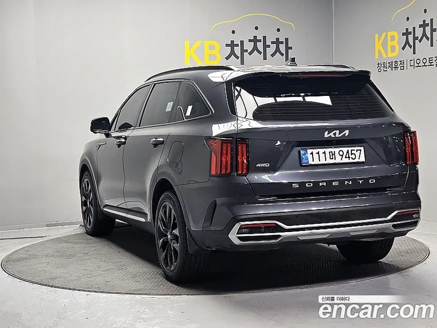 Kia Sorento — фото 9