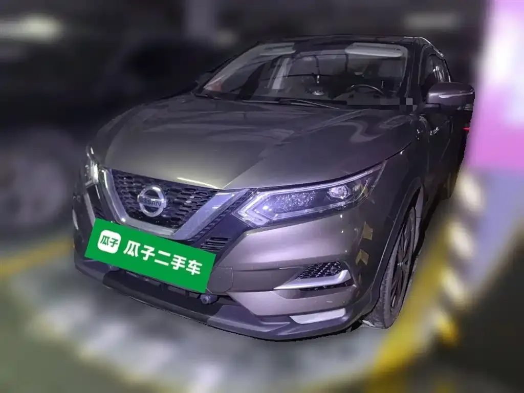 Nissan Qashqai — фото 1
