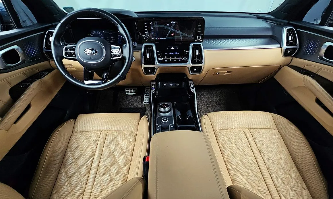 Kia Sorento — фото 7