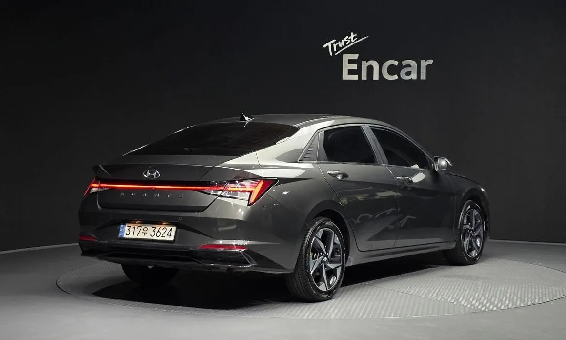 Hyundai AVANTE — фото 2