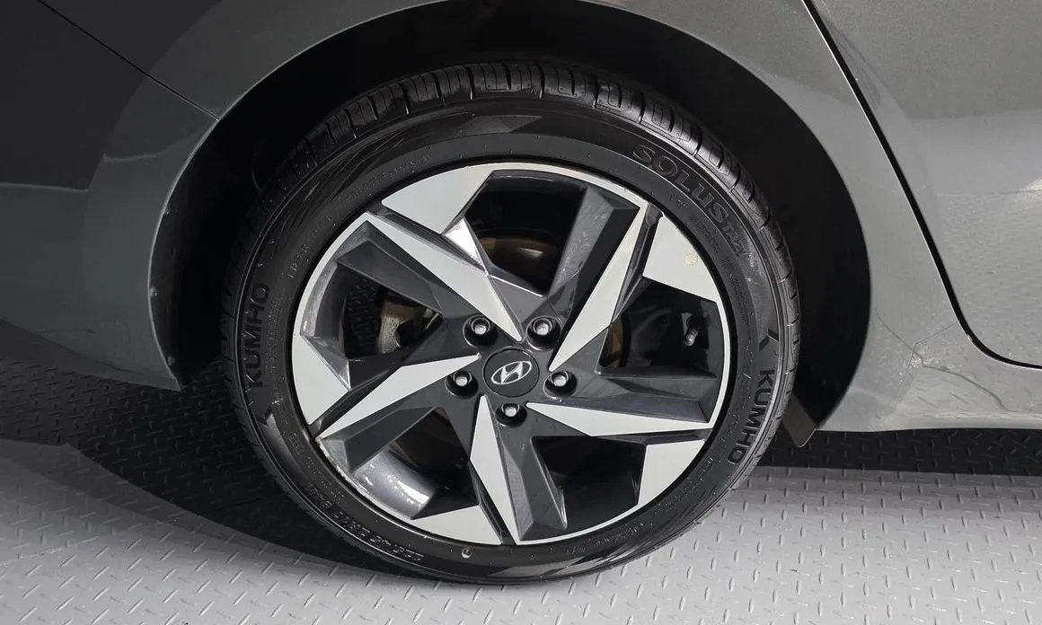 Hyundai AVANTE — фото 7