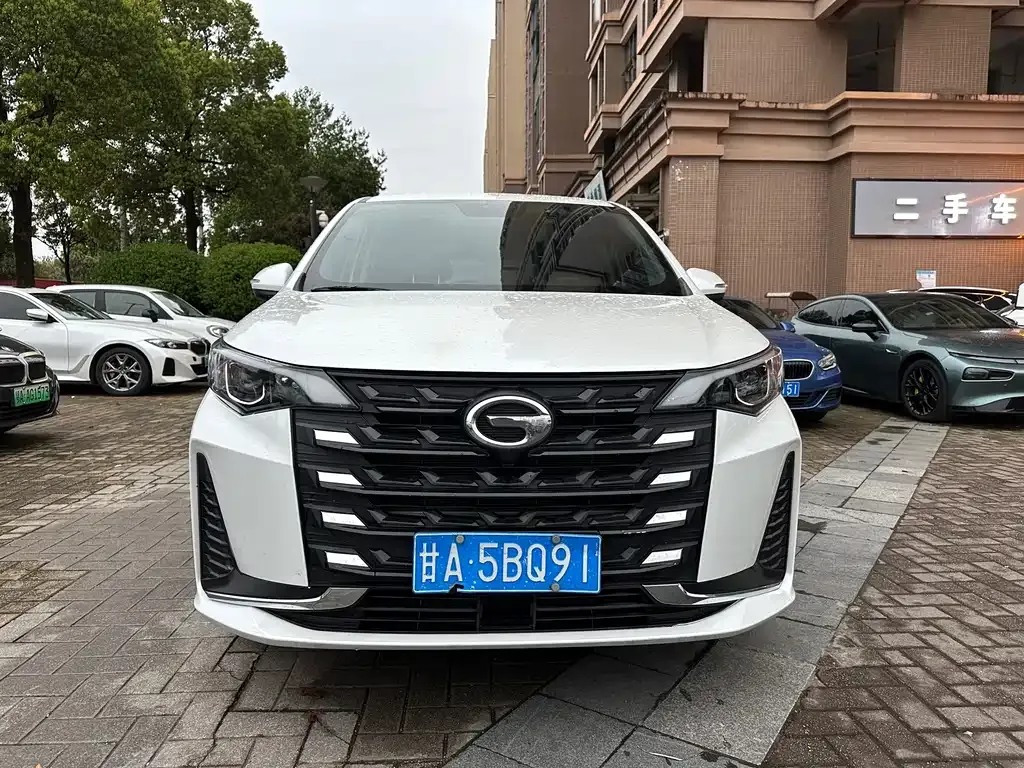 GAC Motor Trumpchi M6 — фото 9