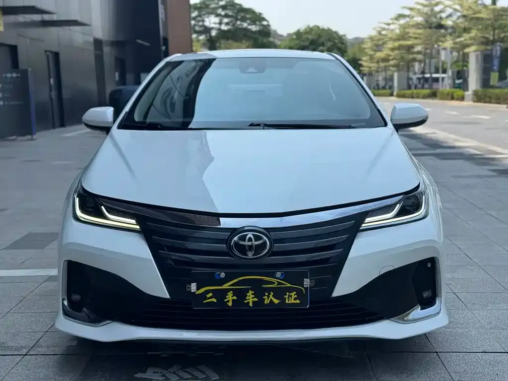 Toyota Allion — фото 1