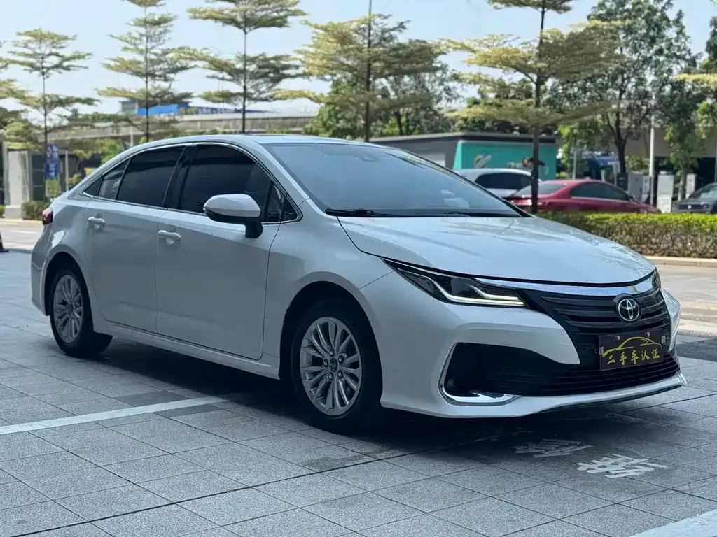 Toyota Allion — фото 3