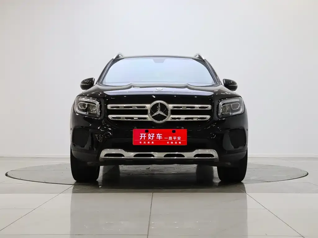 Mercedes-Benz GLB — фото 4