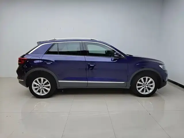 Volkswagen T-Roc — фото 2