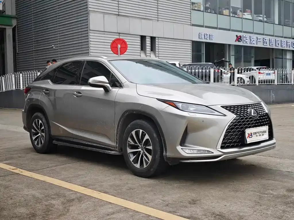 Lexus RX — фото 4