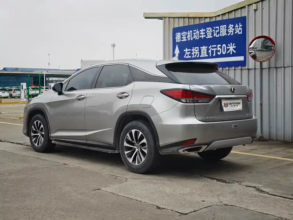 Lexus RX — фото 10