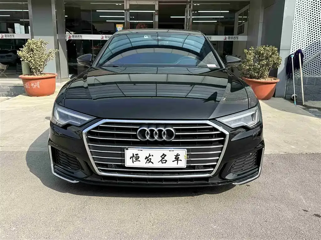 Audi A6L — фото 2