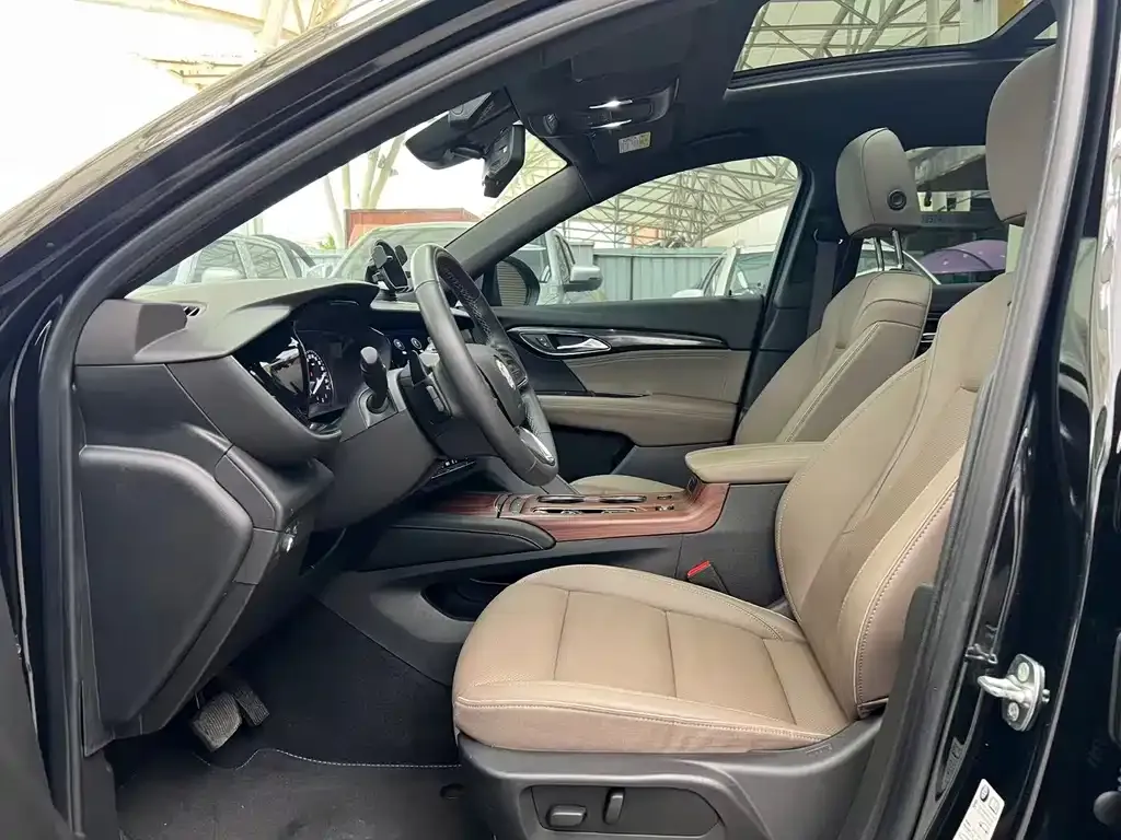 Buick Envision Plus — фото 9