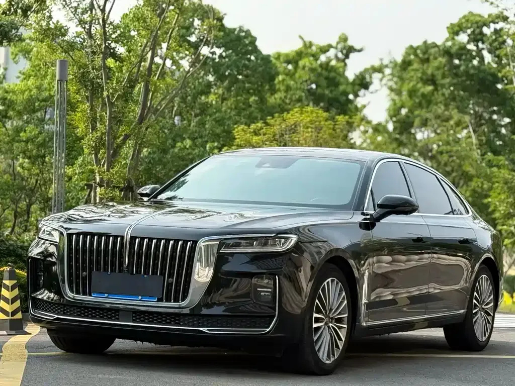 Hongqi H9 — фото 1