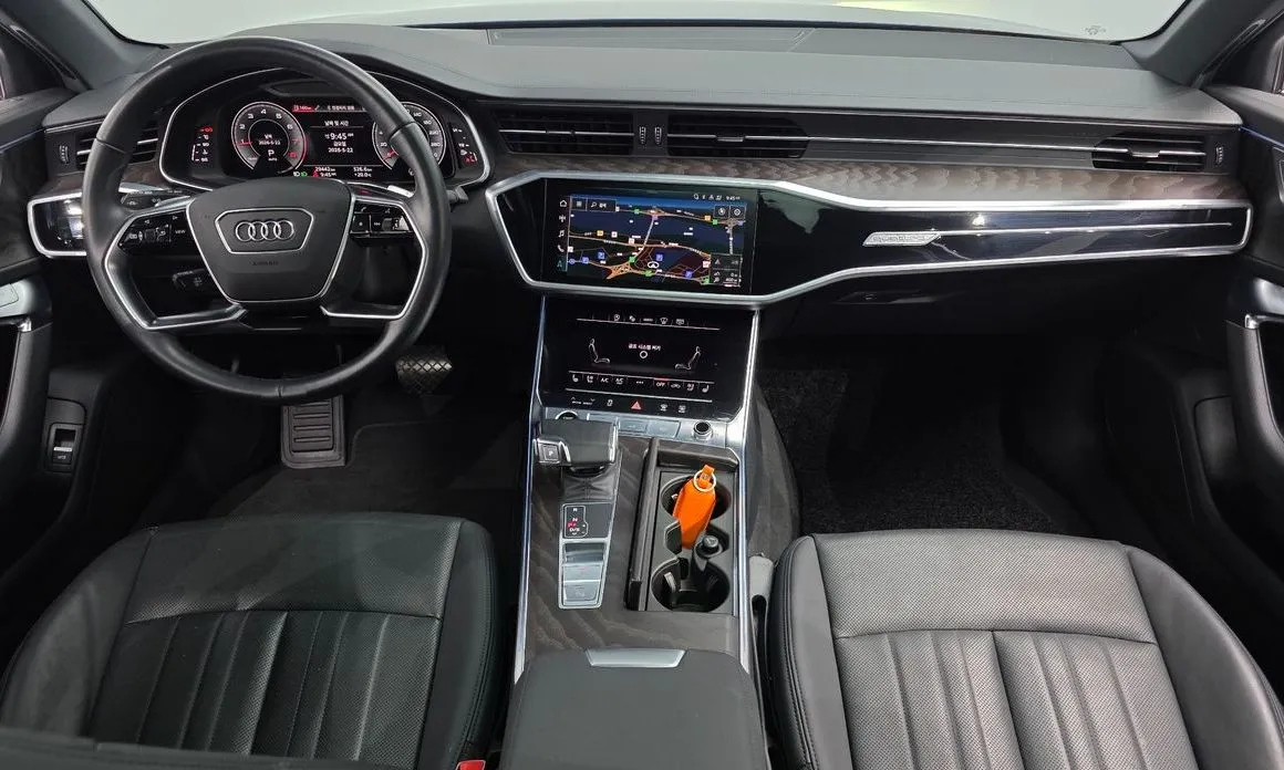 Audi A6 — фото 10