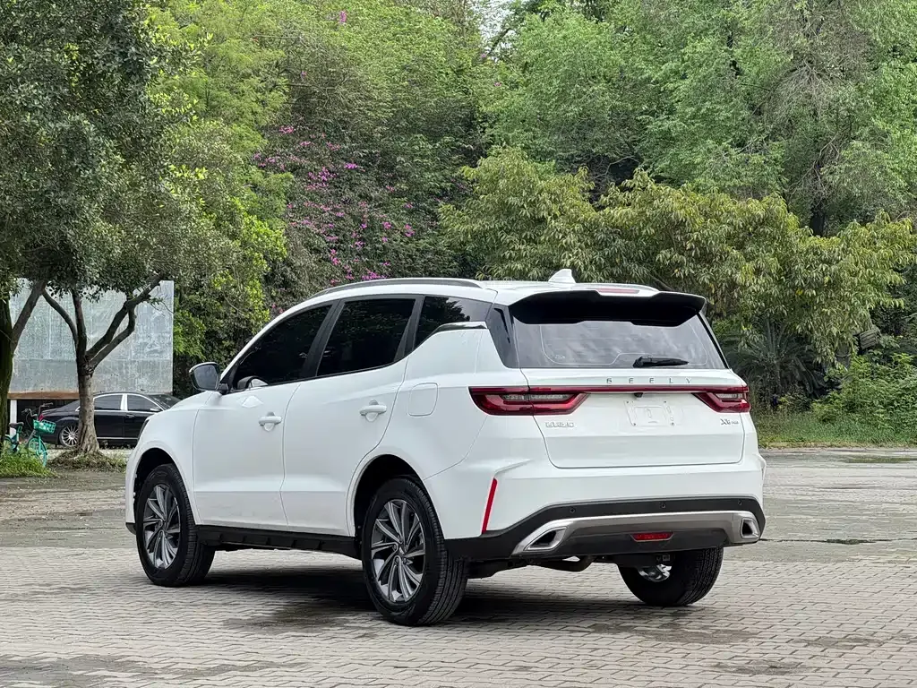 Geely Vision X6 — фото 8