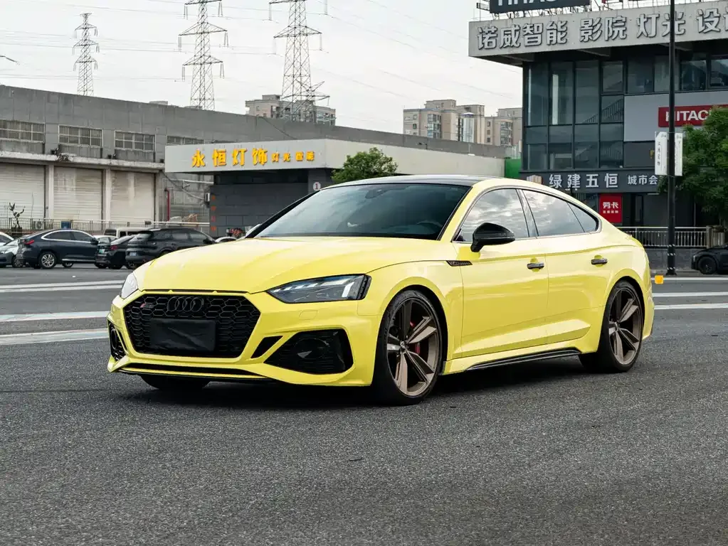 Audi RS 5 — фото 1