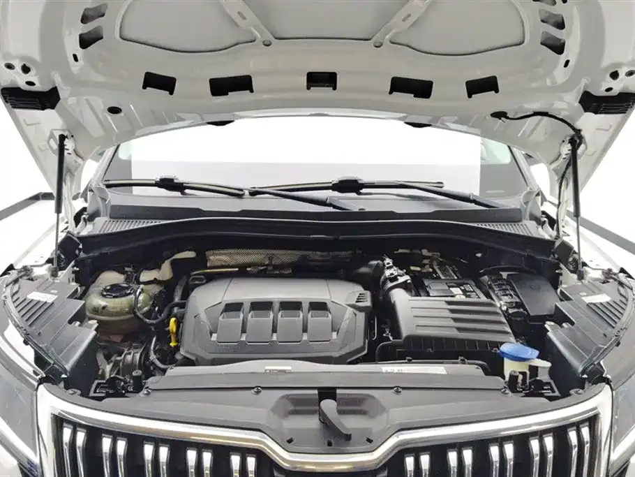 Skoda Kodiaq GT — фото 10