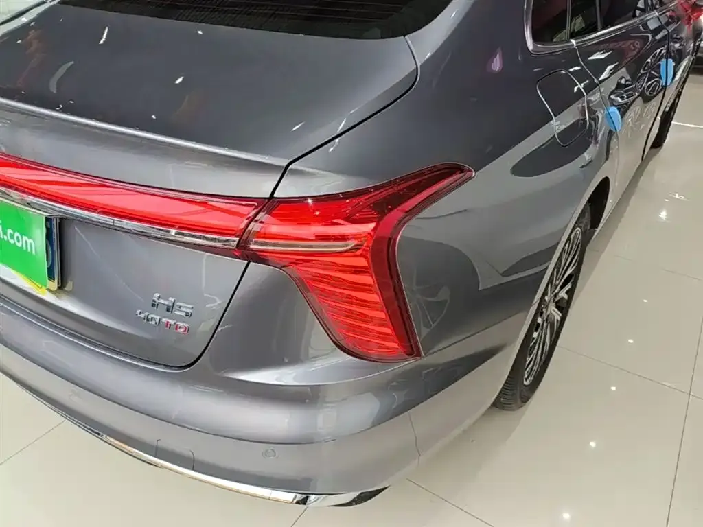 Hongqi H6 — фото 10