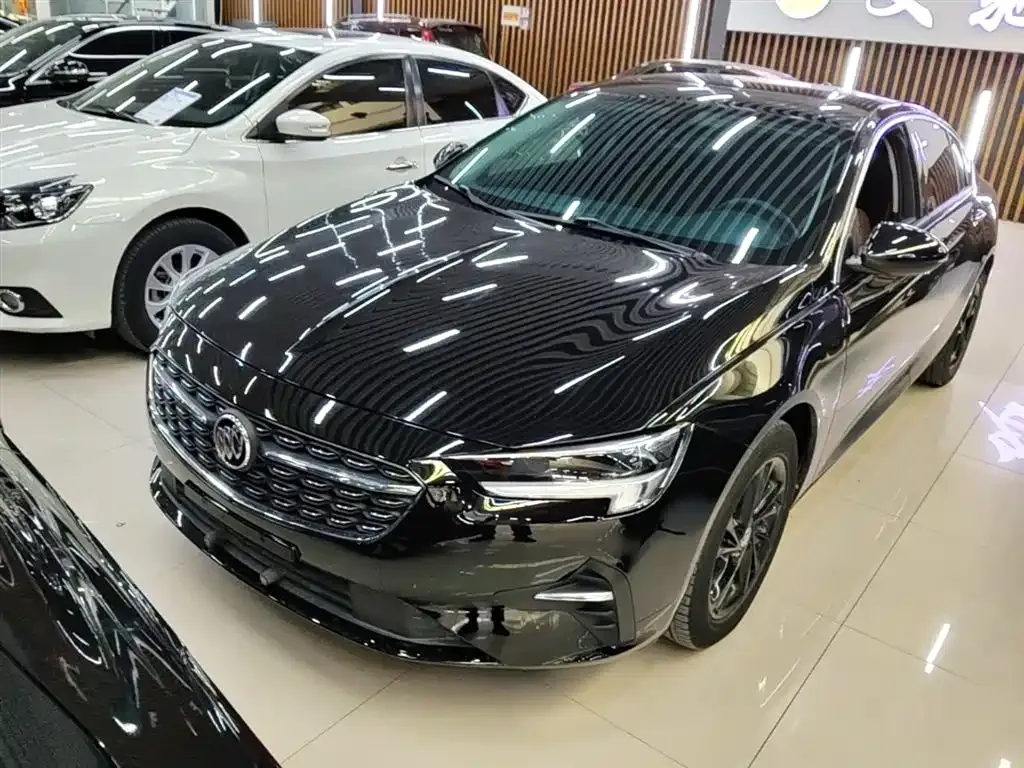 Buick Regal — фото 10