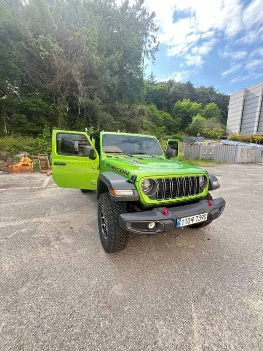 Jeep Wrangler — фото 9