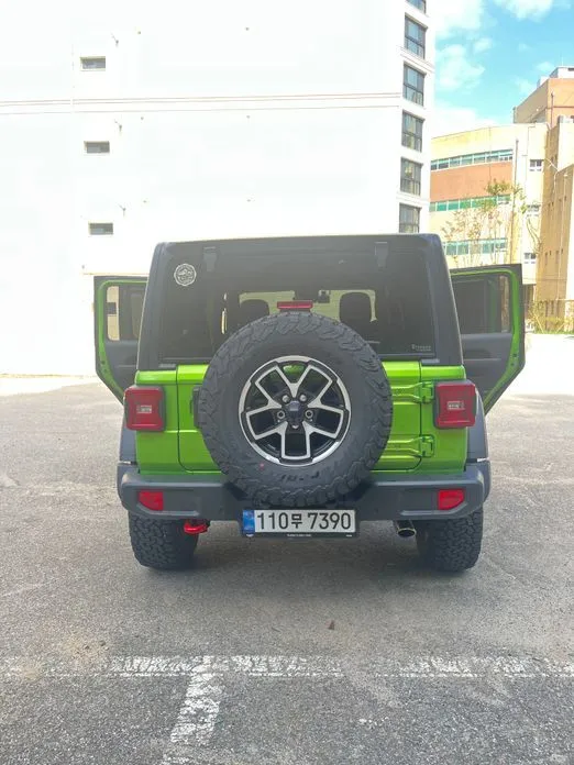 Jeep Wrangler — фото 2